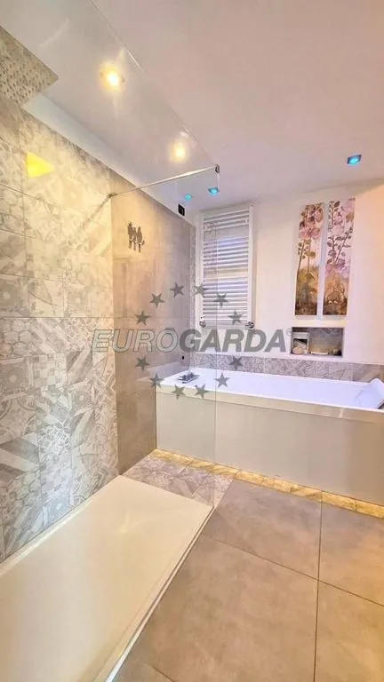 Vannitoad - Villa with Pool in Lazise
