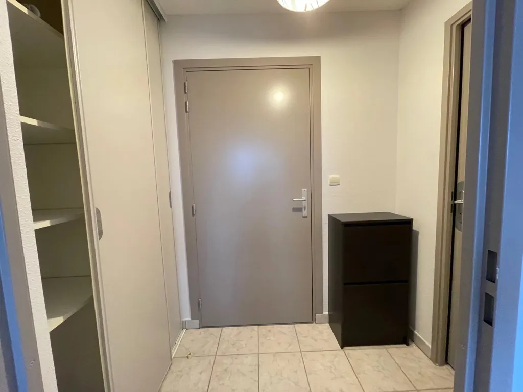 Pièces - Appartement Meublé avec Terrasse et Parking à Lavaur
