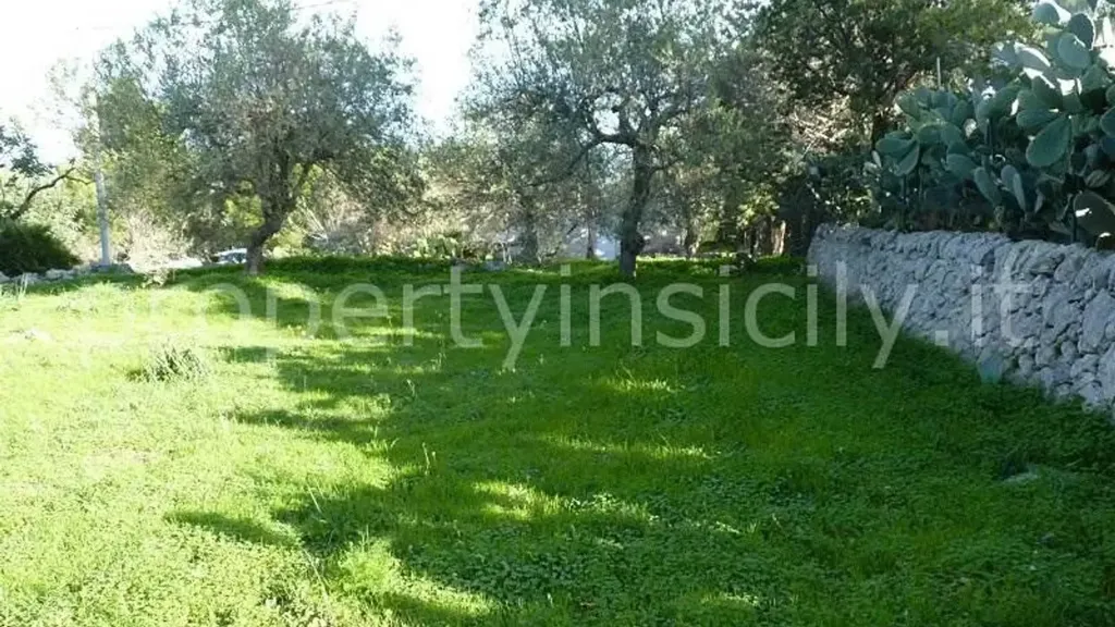 Villa with Panoramic Views in Noto