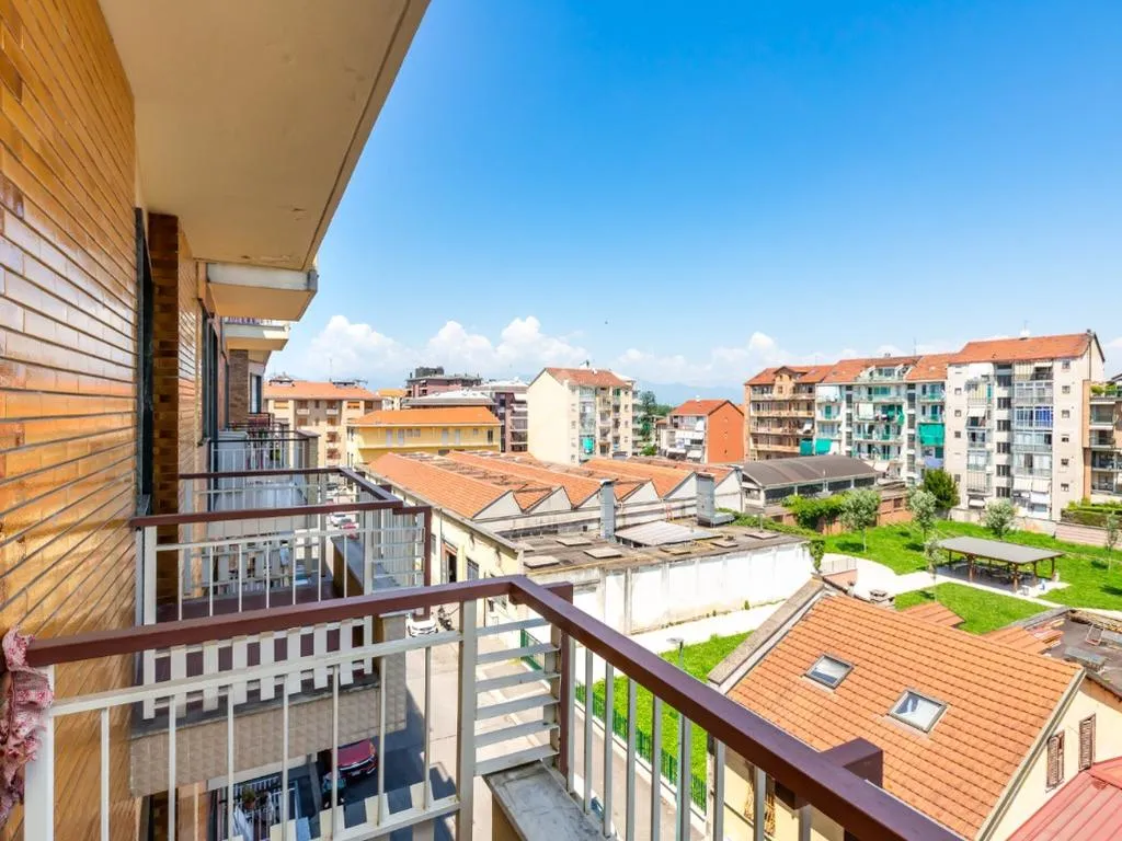 Balcone - Bright 3-Room Apartment with Balcony in Parella