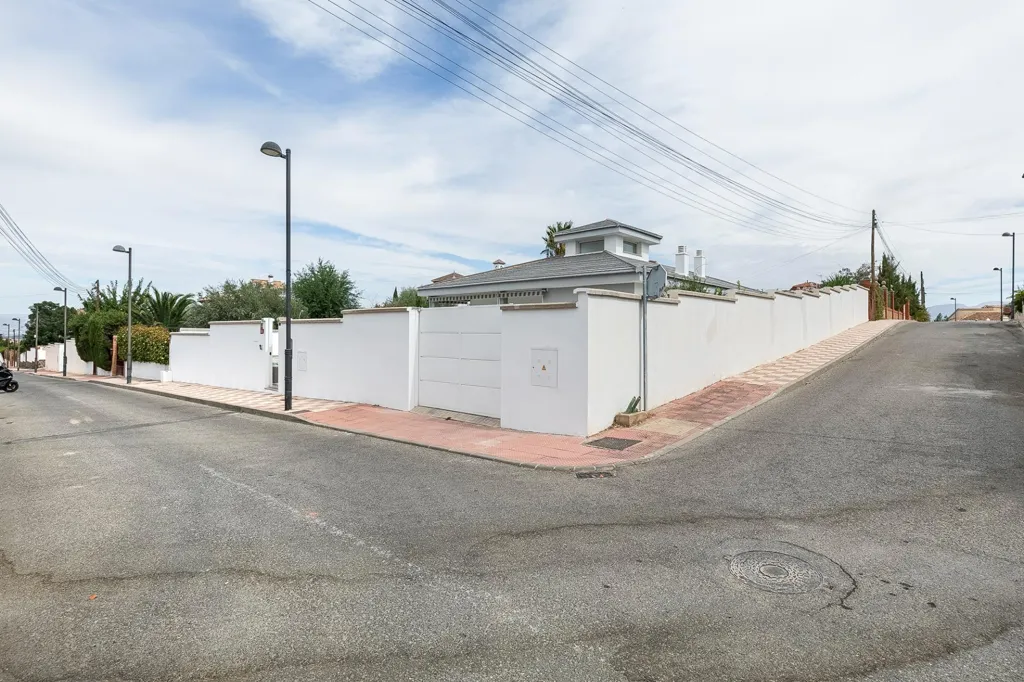 Extérieur - Contemporary Chalet with Pool in Historic Centre