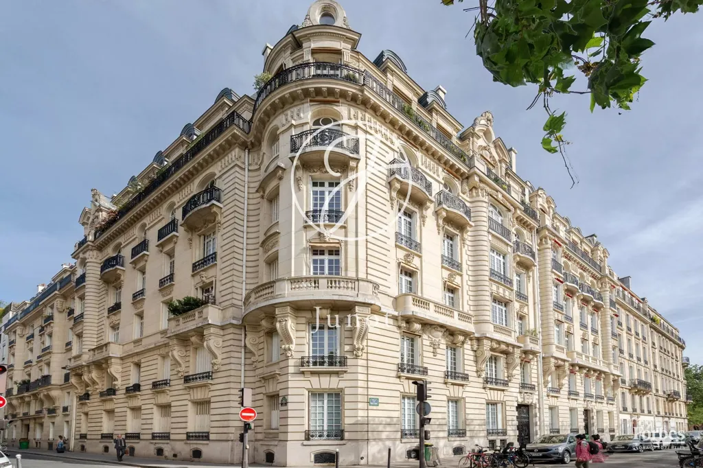 Välivaade - Duplex with Eiffel Tower View in Paris 7th