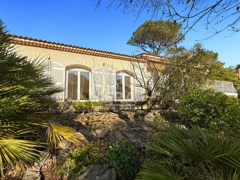 Välivaade - Maison with Pool in Bouc Bel Air