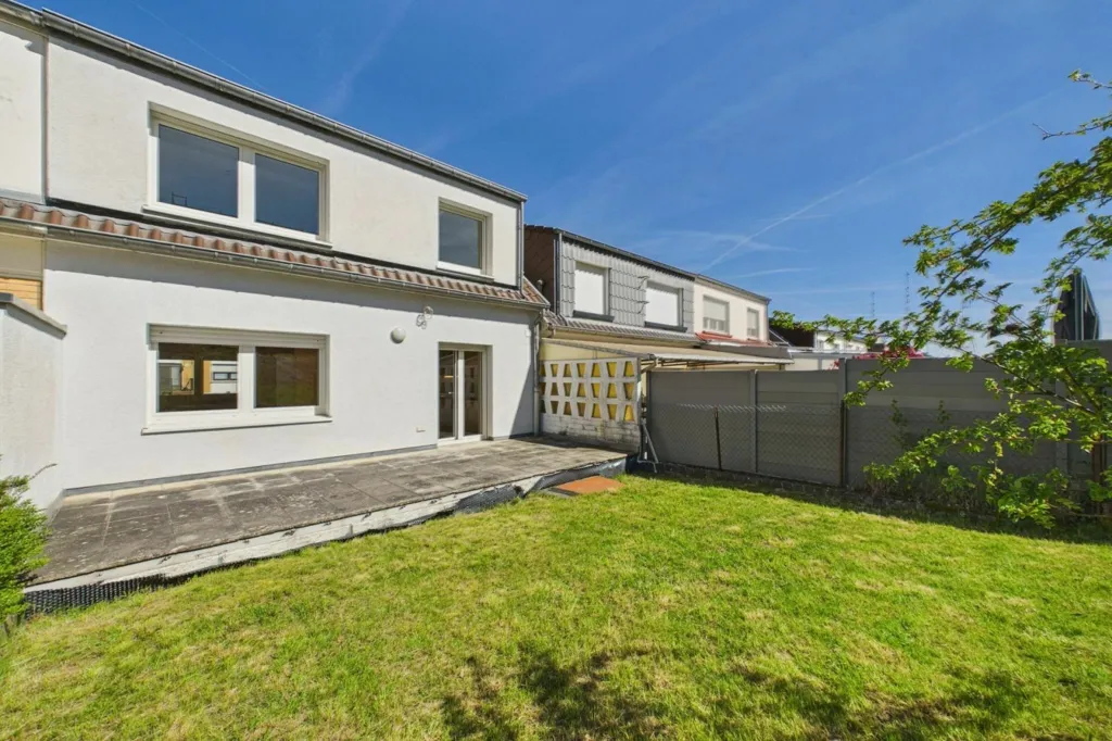 Aed - Terraced House with Garden in Junglinster