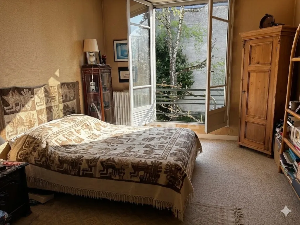 Chambres - Maison de 8 Pièces avec Terrasse à Val Fleury