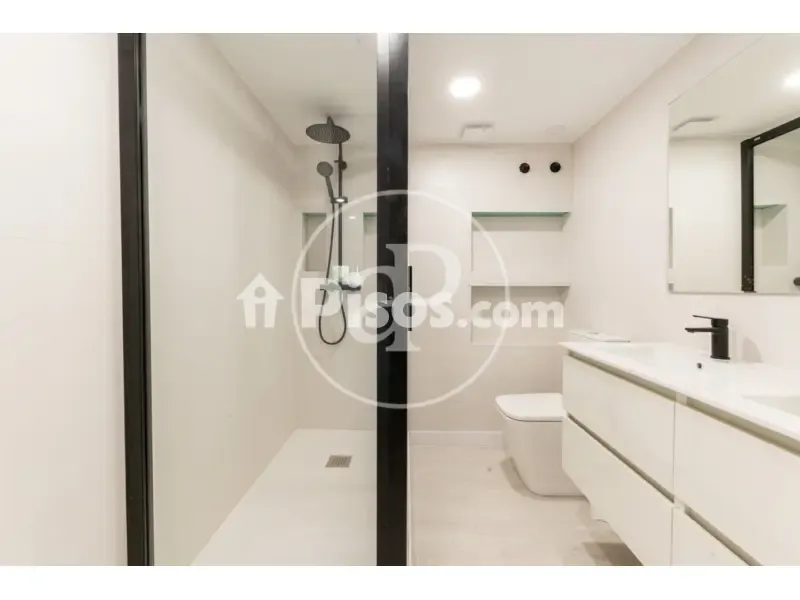 Bagni - Reformed Duplex with Pool in Arganzuela