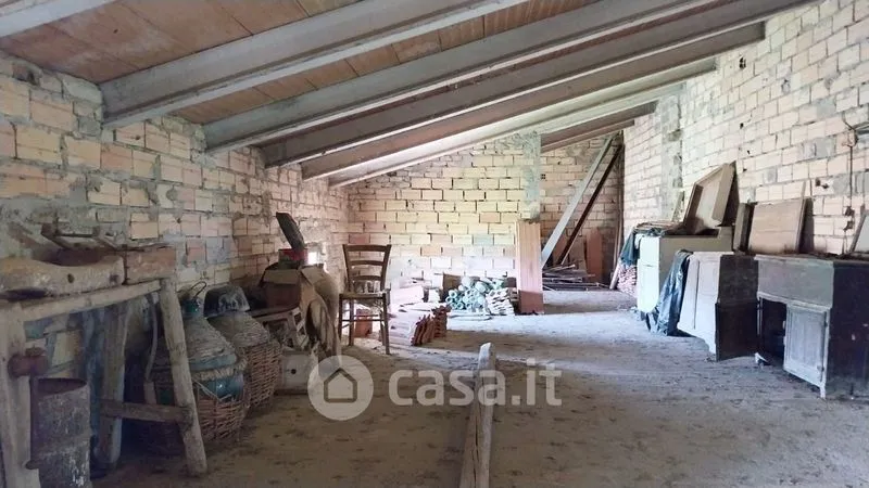 Utility Room - Rustic House with Garden in Cannara