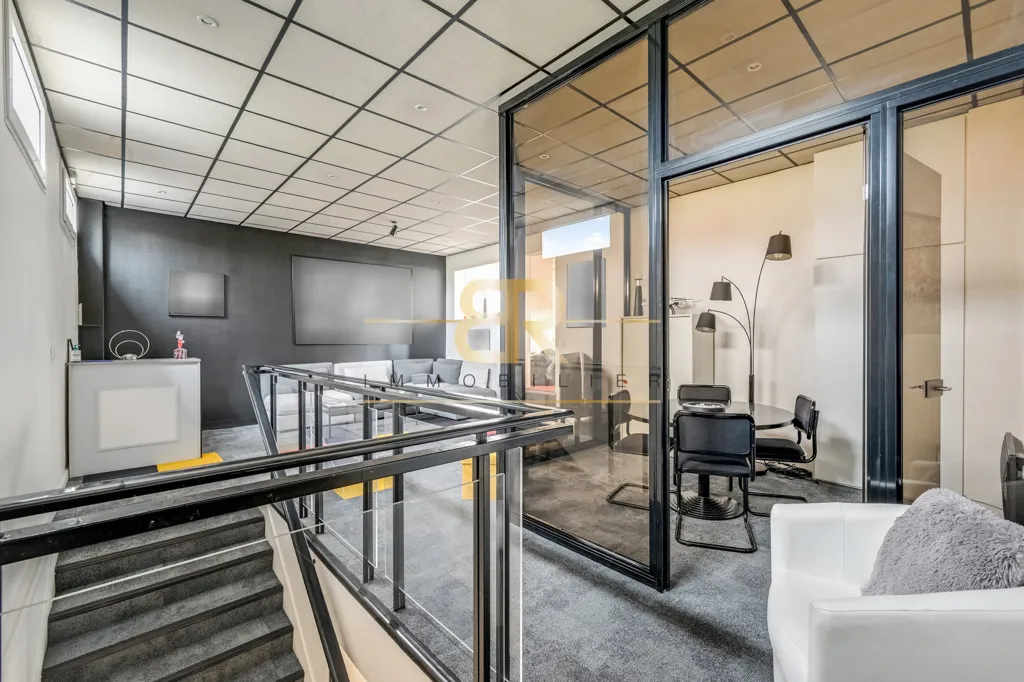 Studio - Commercial Space near Bords de Marne, RER A