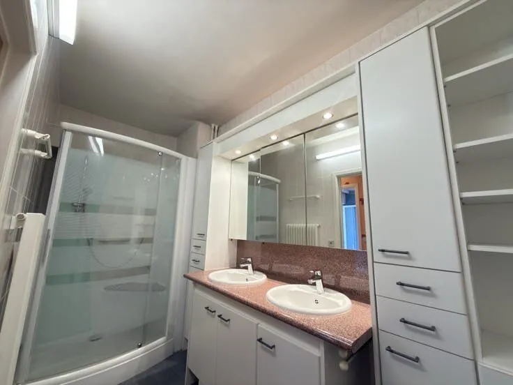 3-bedroom apartment in Liège