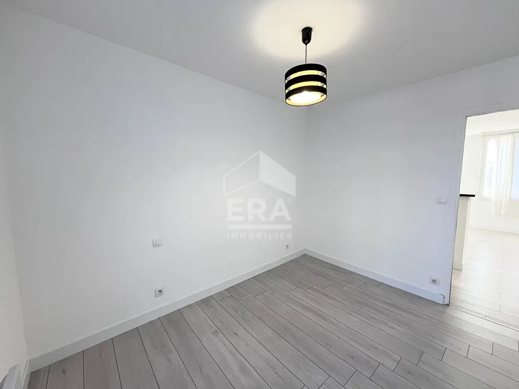 Pièces - Appartement T2 Calme près de la Mairie à Calais