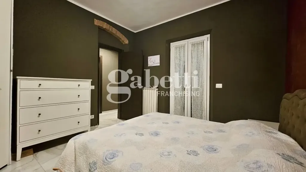 Chambres - Rustic 4-Room Apartment with Terraces in Florence