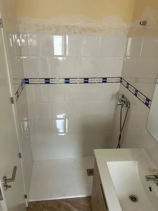 Vannitoad - Furnished Studio with Balcony in Murcia Centre