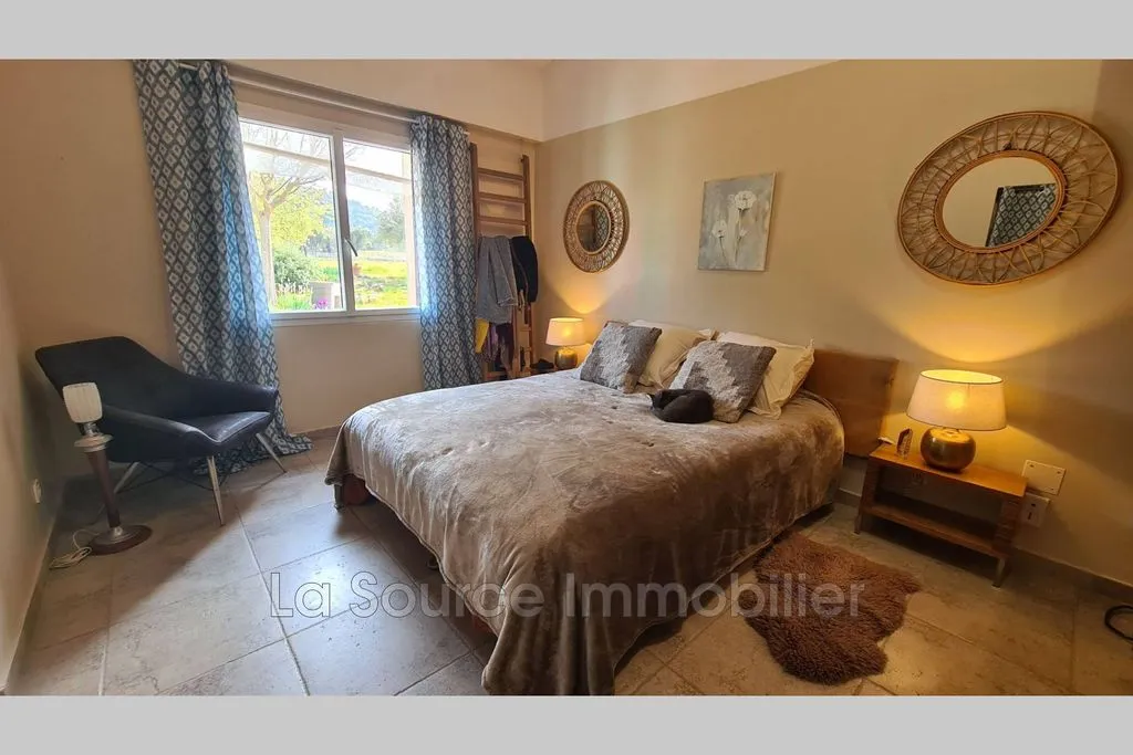 Chambres - Villa de Luxe avec Vue Panoramique à La Garde-Freinet