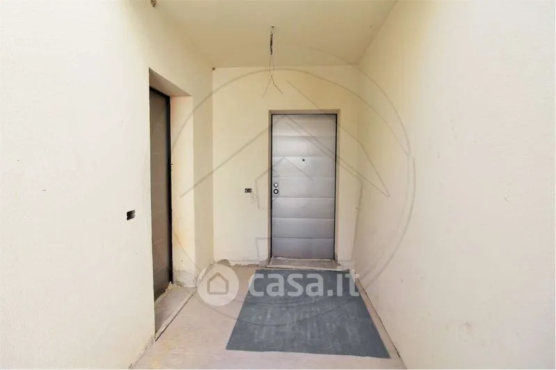 Esik - Contemporary Villa with Private Garden in Mariano Comense