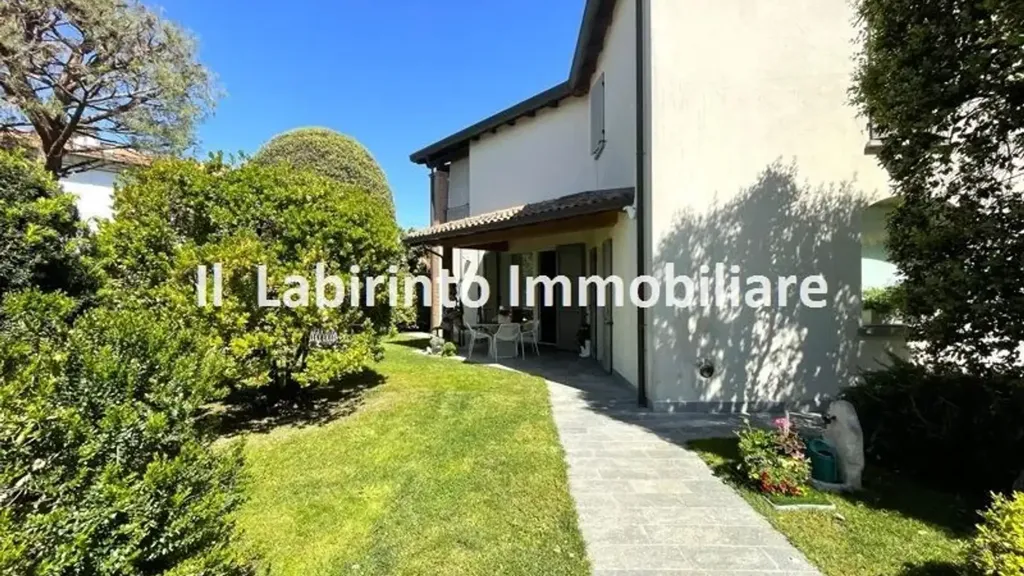 Jardin - Modern Villa with Private Garden in Monte, Faenza
