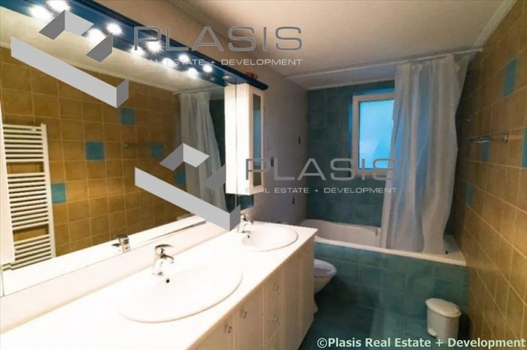 Salles de bain - Detached House with Garden in Anavyssos