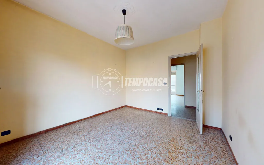 Toad - Trilocale with Balcony in Moncalieri