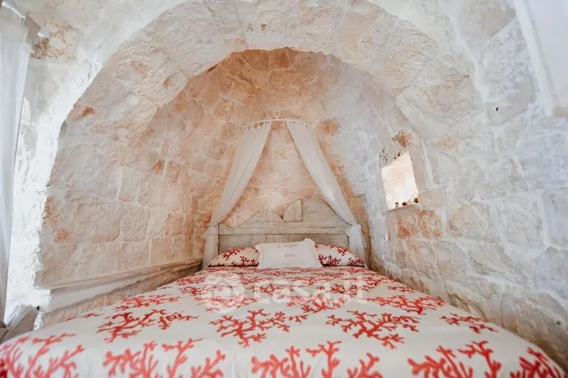 Bedrooms - Rustic Trullo with Pool in Ostuni