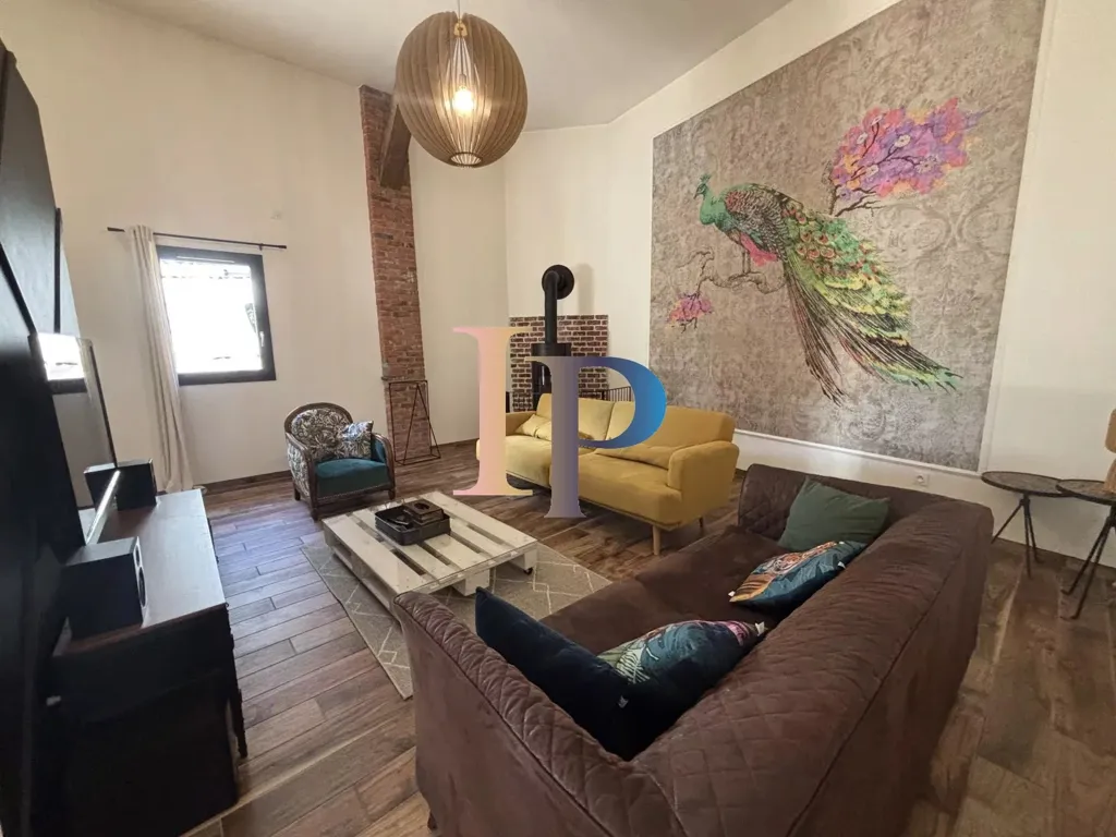 Séjour - Maison en Pierre Rénovée avec Piscine près de Charlieu
