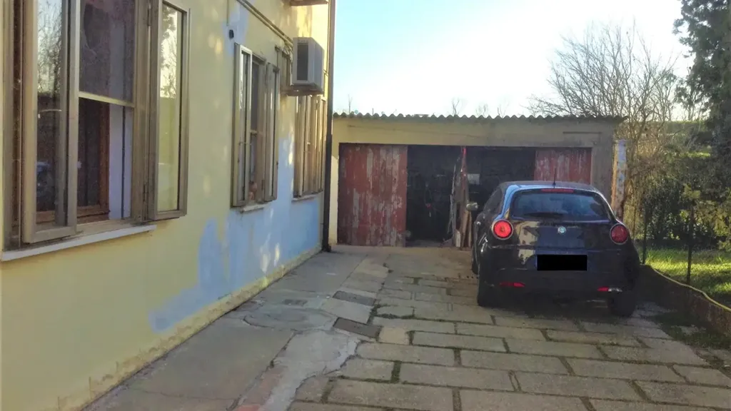 Välivaade - Ground Floor Apartment with Garage in Corbola
