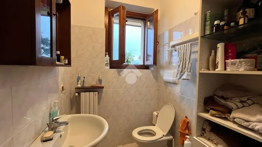 Vannitoad - Panoramic Apartment in Capriolo's Historic Centre