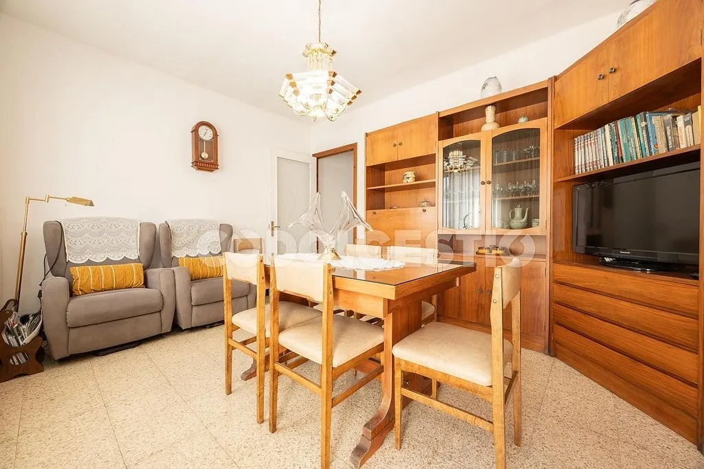 Söögituba - Three-Bedroom House with Terrace in Torelló