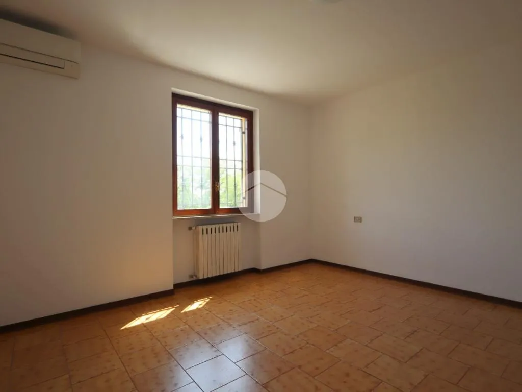 Toad - Spacious 3-Bedroom Flat in Castenedolo