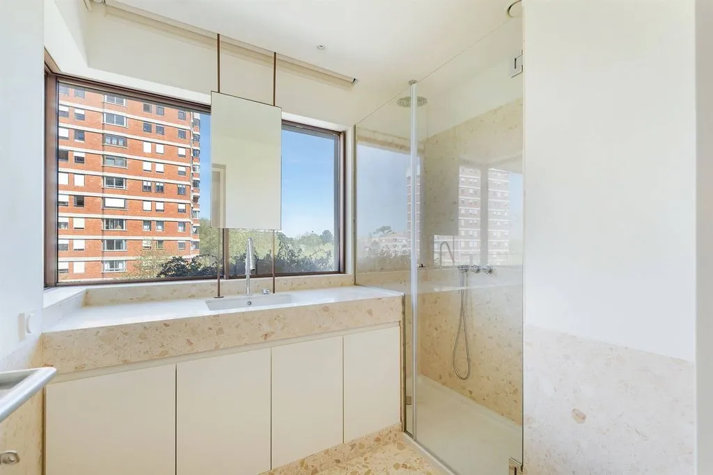 Vannitoad - Luxury Apartment with Panoramic Views in Porto