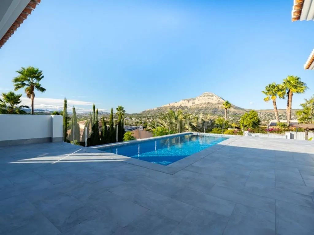 Piscine - Newly Built Villa with Pool in Jávea