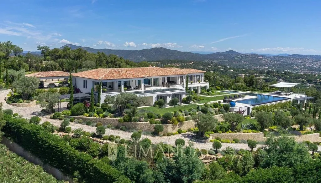 Õhuvaade - Luxury Villa with Sea View in Grimaud