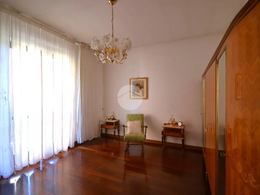 Magamistoad - Detached Villa with Garden in Vittuone