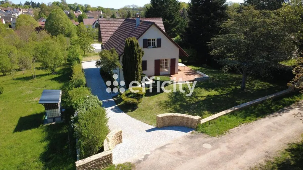 Aerial - House with Pool and Garden in Messigny-et-Vantoux