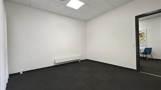 Bureau - Clinic Space with Plug and Play in Odense C