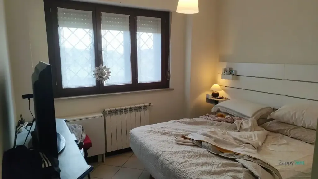 Chambres - Armed Studio with Balcony in Rome