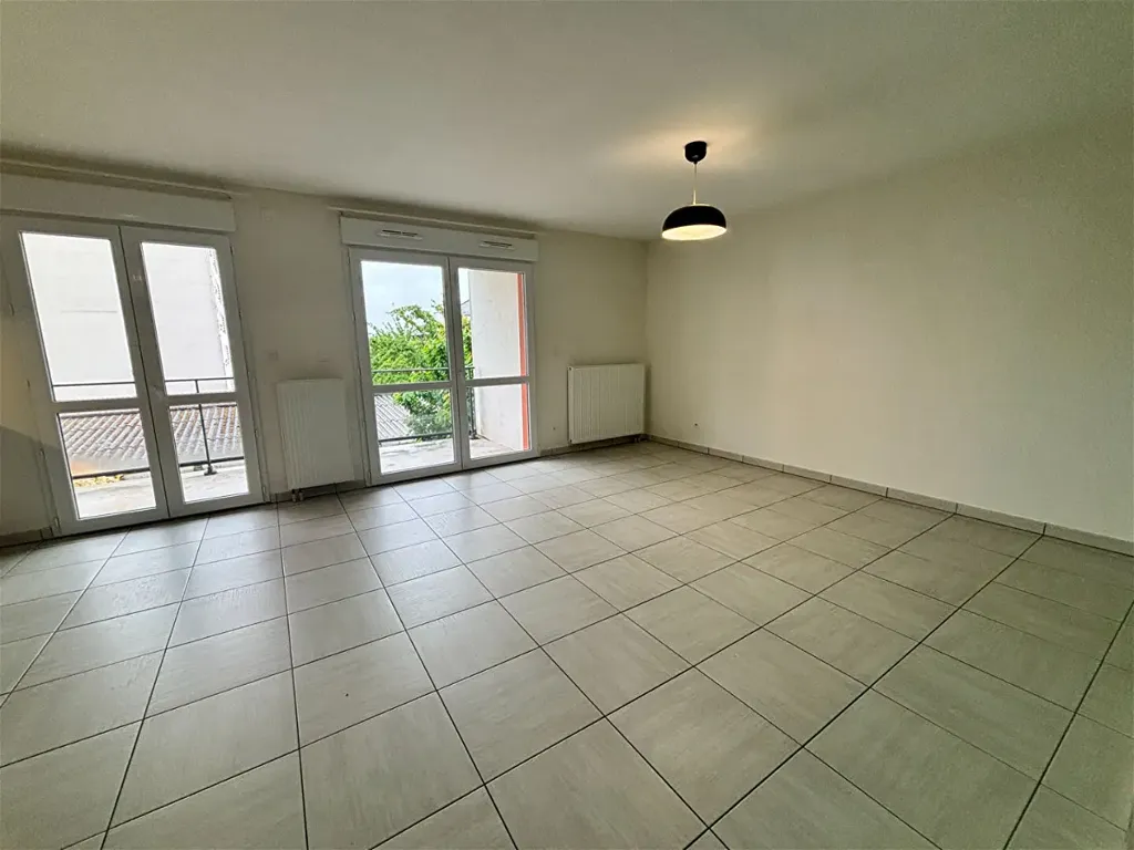 Toad - Modern Flat with Terrace in Troyes