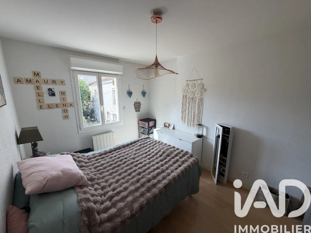 Magamistoad - Charming Townhouse with Balcony in Vars