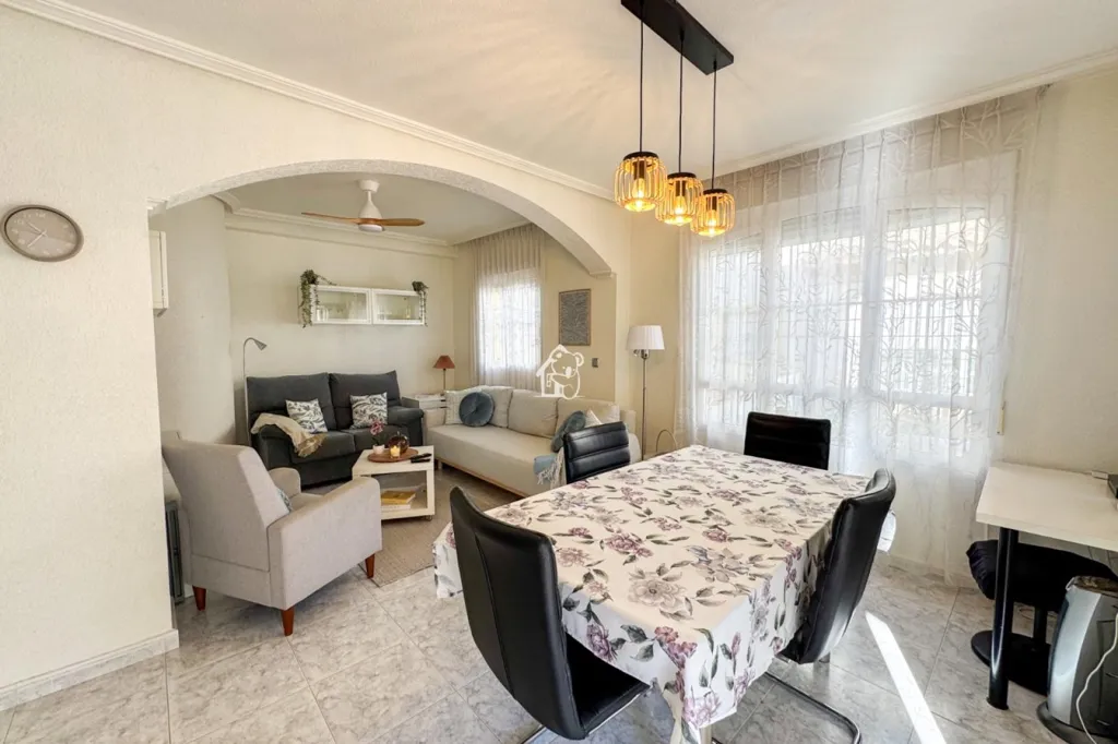 Sala da pranzo - Semi-Detached Villa with Pool in Cabo Roig