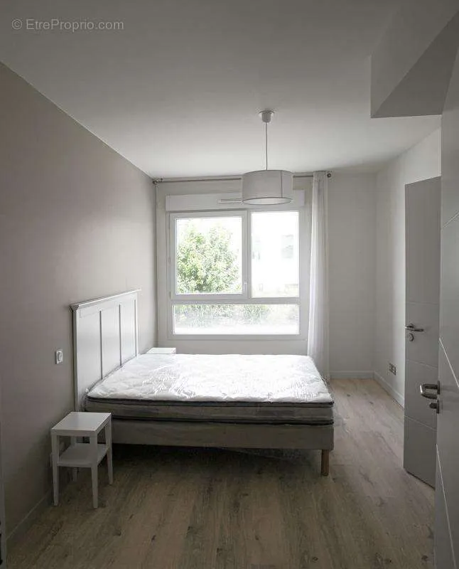 2-toaline korter asukohas Andrezieux-Boutheon