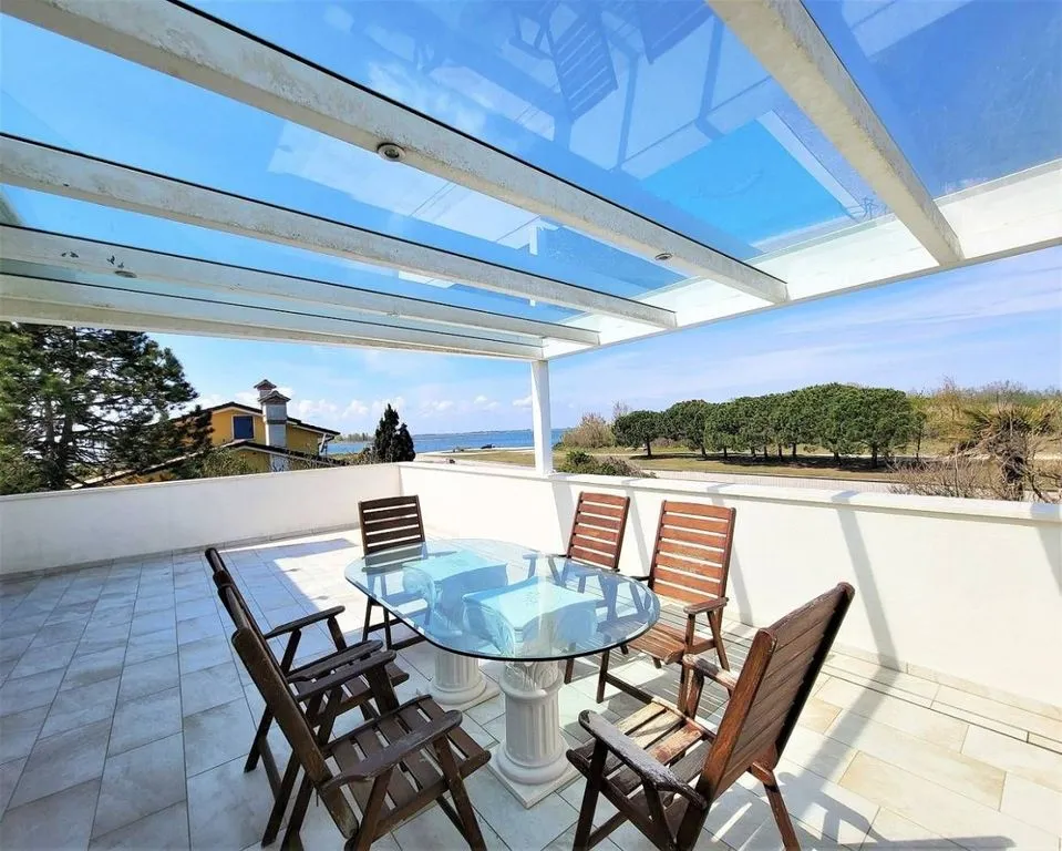 Terrasse - Luxury Villa with Fiord View in Rosolina