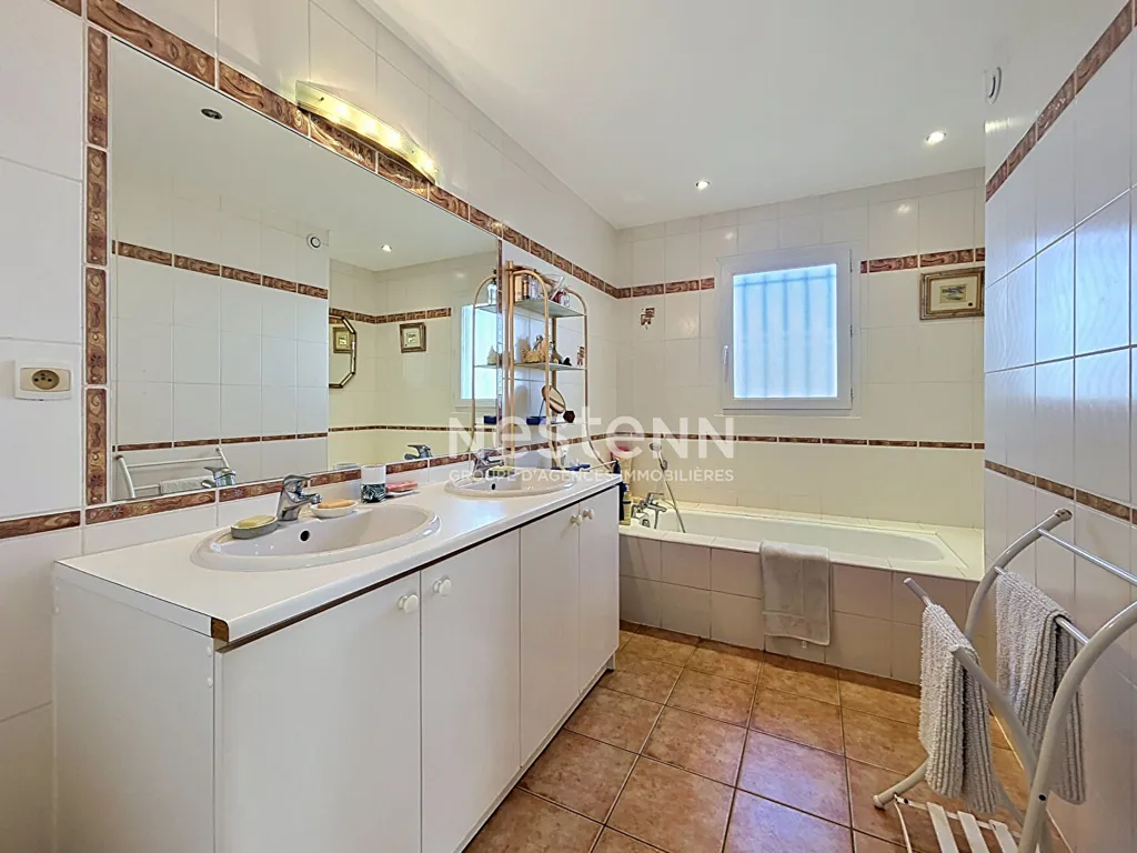 Vannitoad - Spacious Villa with Unique View in Quiet Area