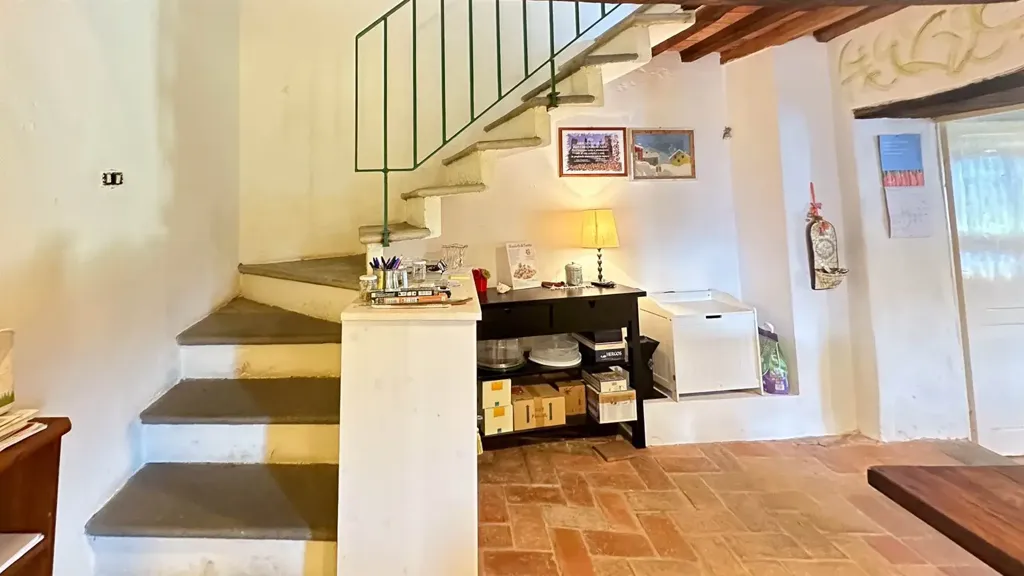 Ingresso - Rustico ristrutturato con vista panoramica a Barga