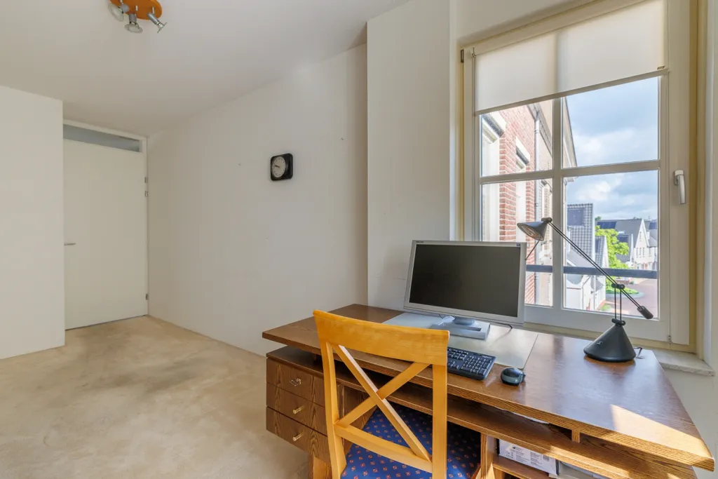 Bureau - Corner Apartment with Balcony in Oldenzaal