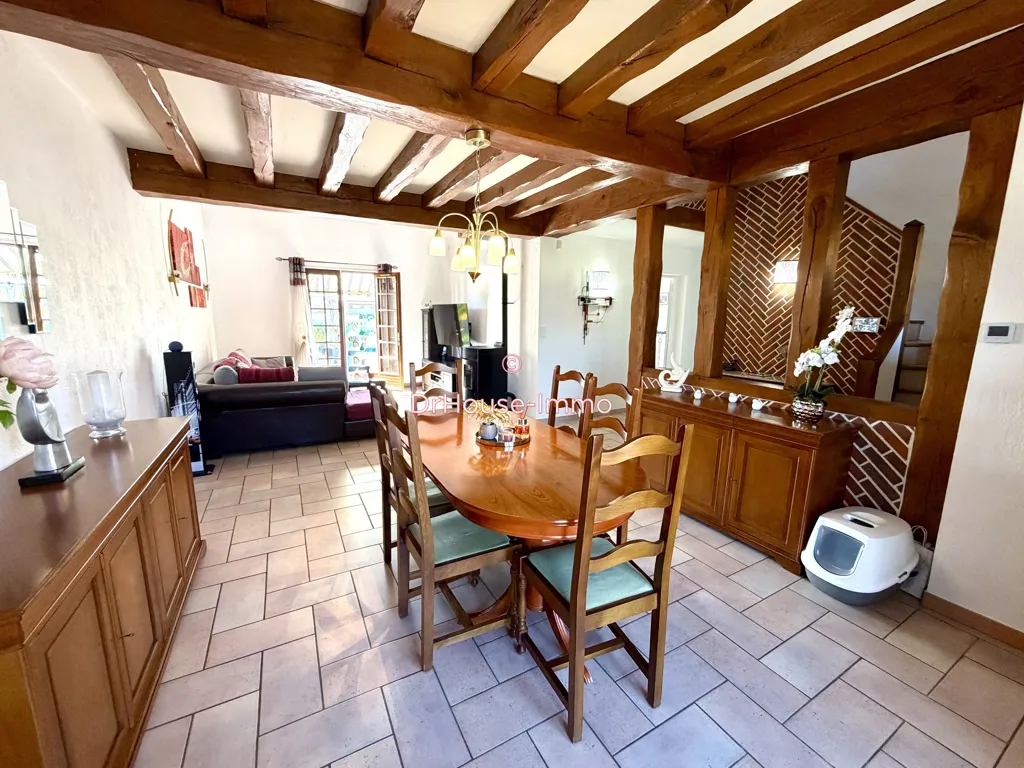 Söögituba - House with Pool and Jacuzzi in Villemandeur