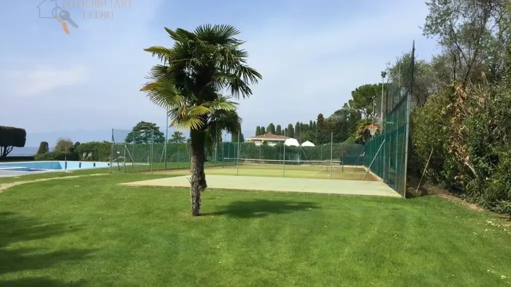 Aed - Bilocali with Private Park in Lazise