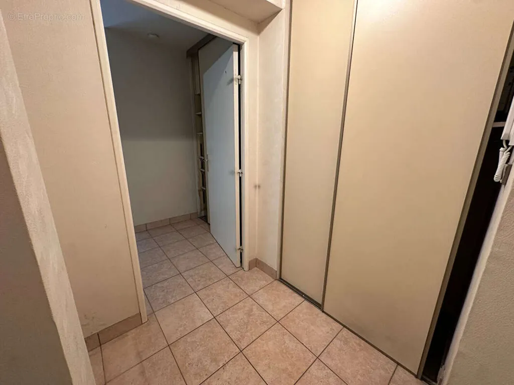 Toad - Studio with Garden and Balcony in Montrouge