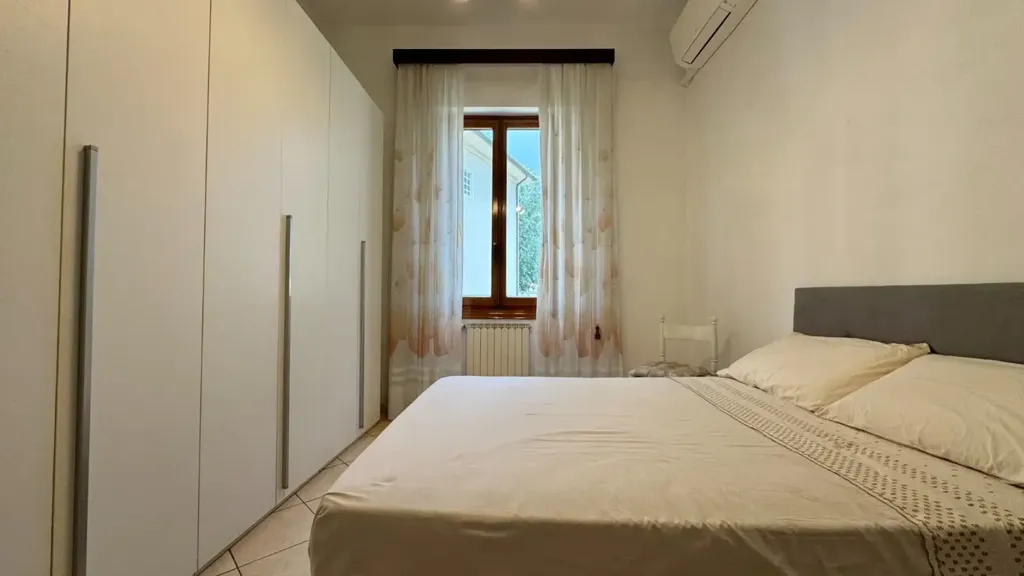 Chambres - Spacious Apartment with Private Garden in Empoli