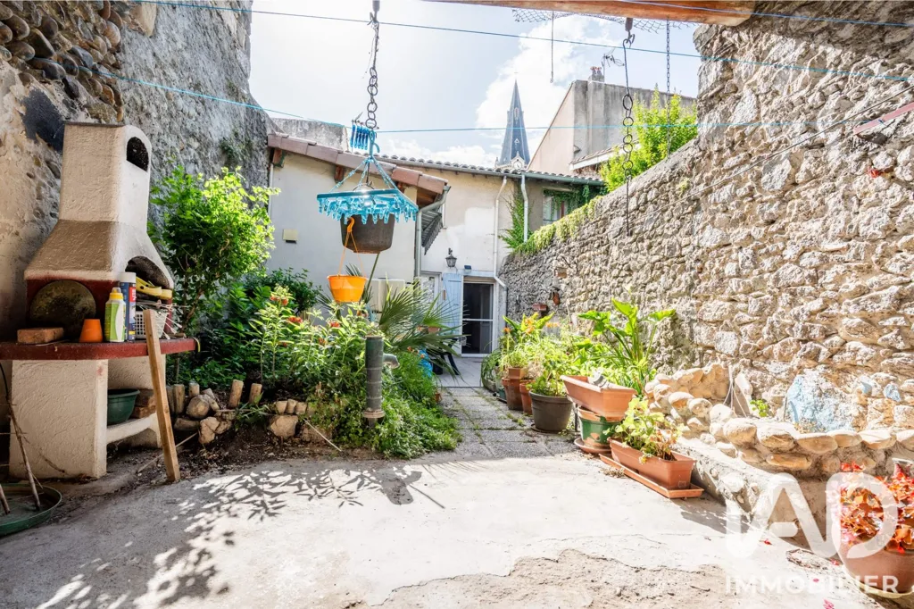 Giardino - City House with Courtyard in Tain-l'Hermitage