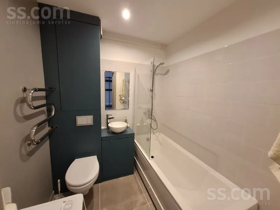 Vannitoad - Recently Renovated Flat with Open Plan in Preiļi