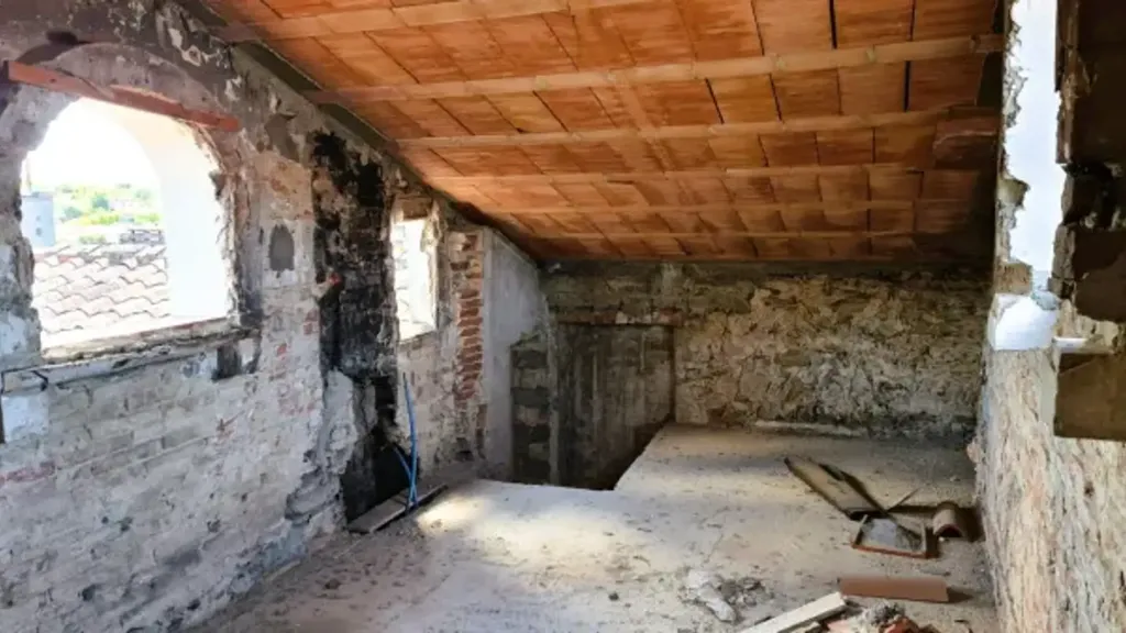 Toad - Charming Trilocale in Historic Certaldo