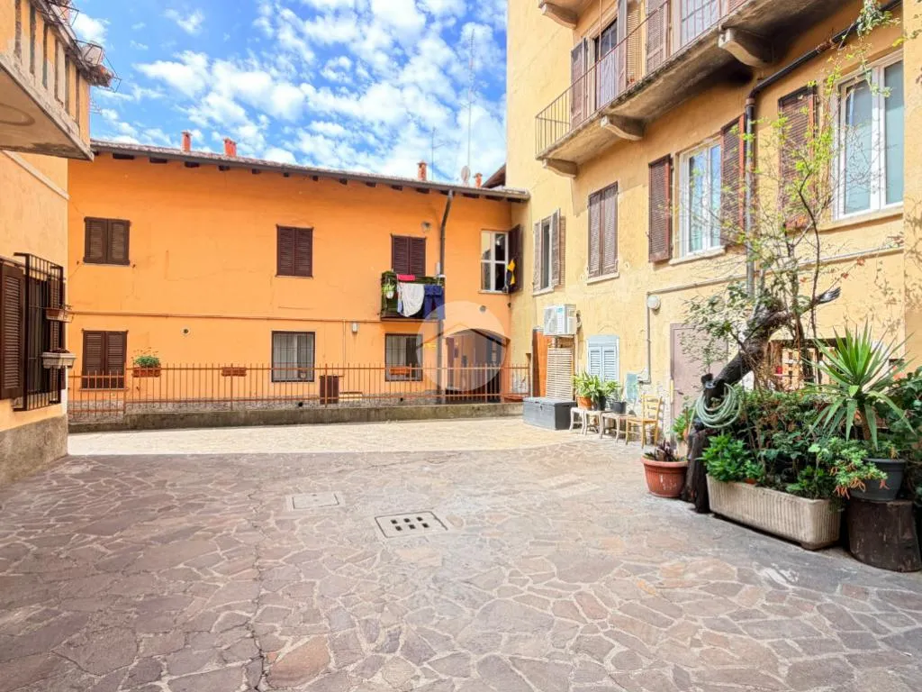 Aed - 2-Bedroom Flat with Balcony in Cermenate, Milan
